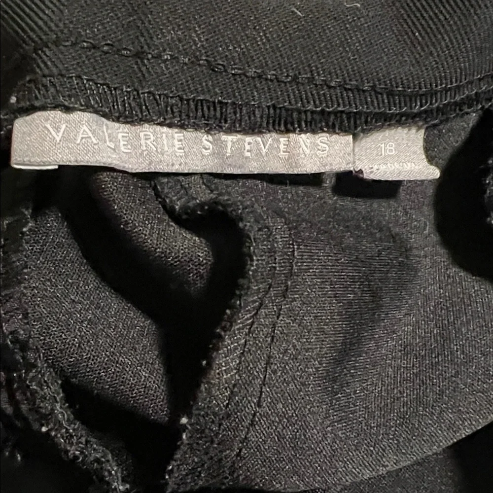 Valerie Stevens Pull On Dress Pants- Black